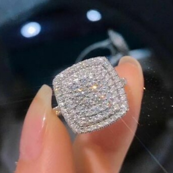 Jewelry - New 925 Sterling silver diamond ring